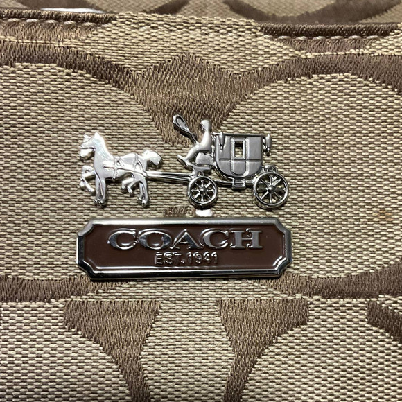 Coach Chelsea Signature Tote Bag Purse Style 18738 - Picture 5 of 16